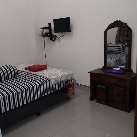 The Royal Residence Lhokseumawe Esterno foto